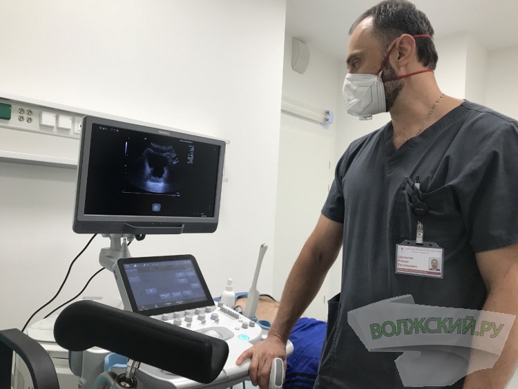 Хирурги Центра Шумакова в Волжском проводят сложнейшие операции пациентам со всей страны