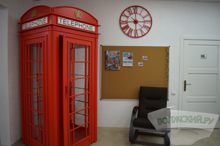 Интерактивные зоны, игры, кофе: в Волжском открылась первая модельная библиотека