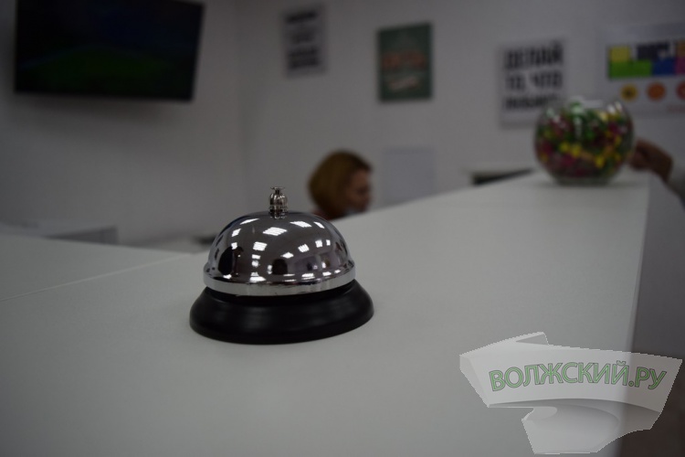 Интерактивные зоны, игры, кофе: в Волжском открылась первая модельная библиотека