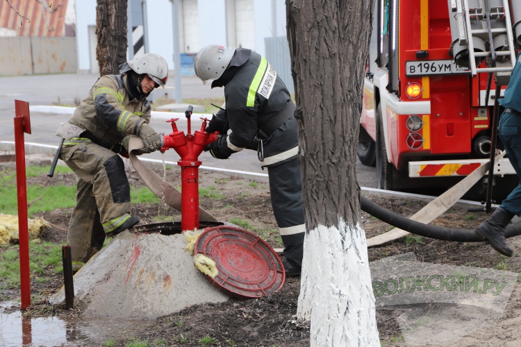 На ОАО «Волжский абразивный завод» ликвидировали условный пожар