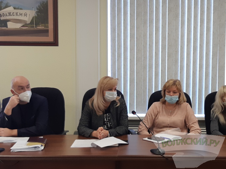 Педагоги музыкальных школ Волжского обеспокоены недофинансированием