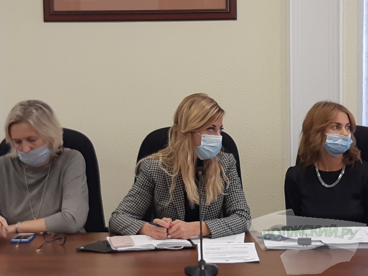 Педагоги музыкальных школ Волжского обеспокоены недофинансированием