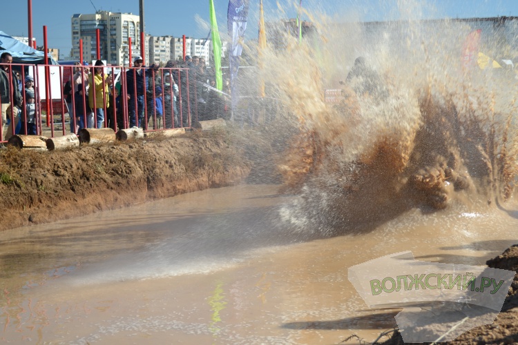 и ,   :      Mud racing