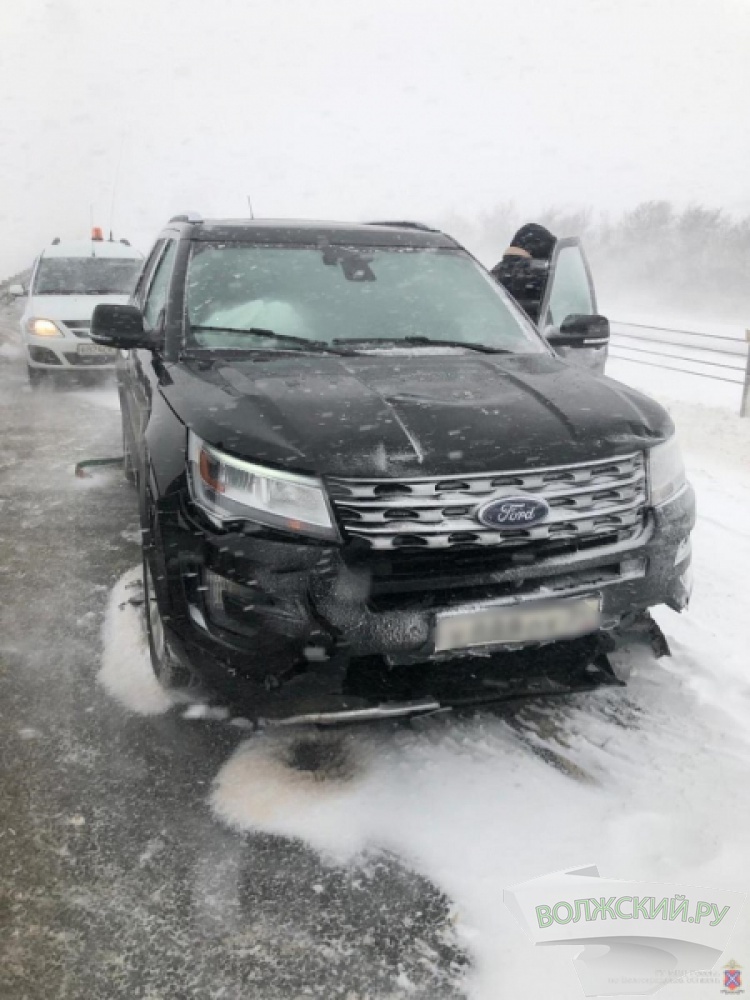 В ДТП на загородных трассах региона пострадали два человека