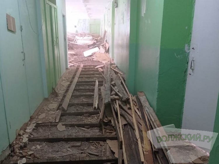 В Волжском обещают за 9 месяцев «откапиталить» корпус школы № 19