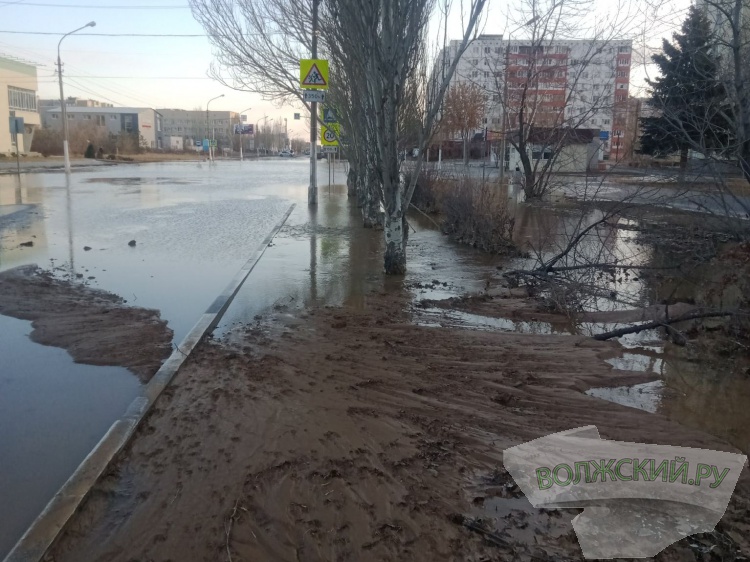 В Волжском произошла очередная коммунальная авария