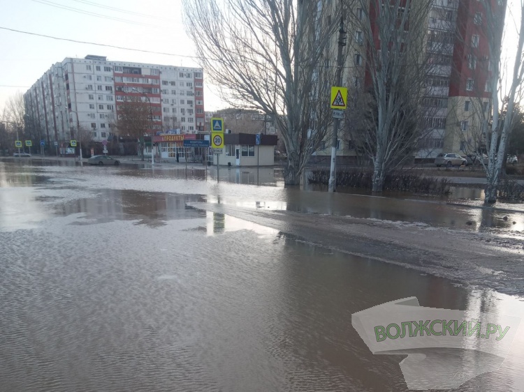 В Волжском произошла очередная коммунальная авария