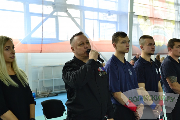 220 рукпопашников встретились в Волжском на турнире памяти С.В. Цуцунавы