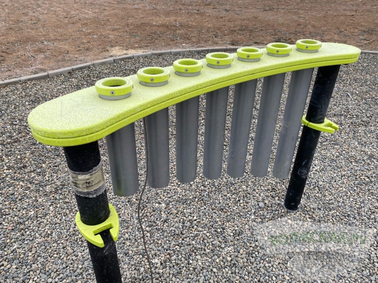 ФКГС: единый стиль и загадочные музинструменты на улице 40 лет Победы