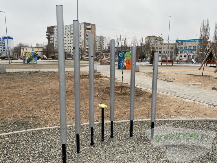 ФКГС: единый стиль и загадочные музинструменты на улице 40 лет Победы