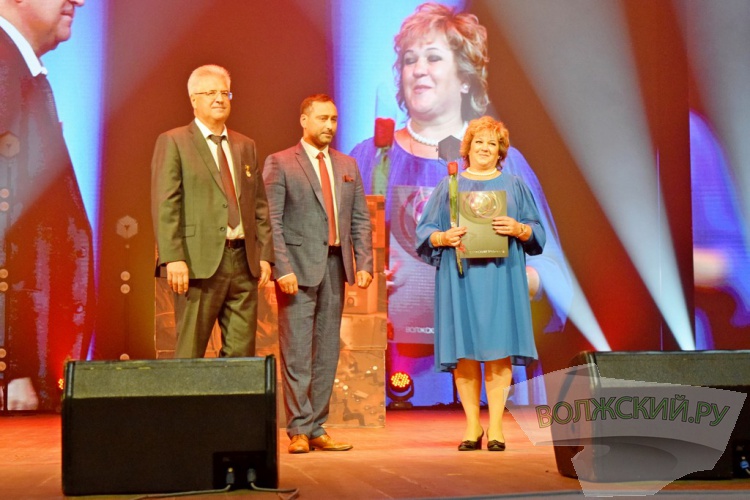 «Победители огня и металла»: Волжский трубный завод широко отпраздновал День металлурга