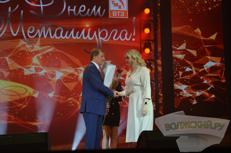 Ежедневный самоотверженный труд: на Волжском трубном заводе отметили День Металлурга