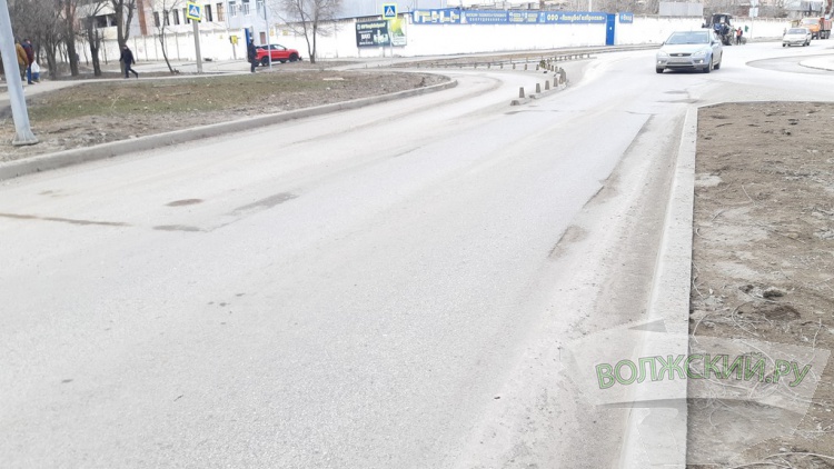 На малом «кольце» улицы им. генерала Карбышева переделывают новый асфальт