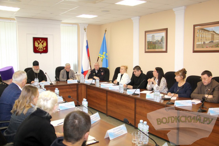 «Культурный кодекс волжанина»: в Волжсклм обсудили