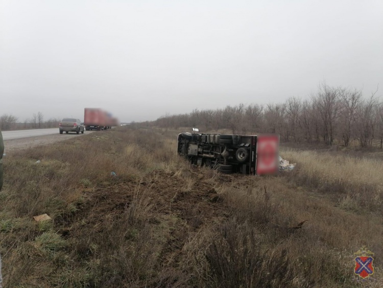 Не успели переобуться? Первый снег в регионе обернулся целым «букетом» серьезных аварий на трассах