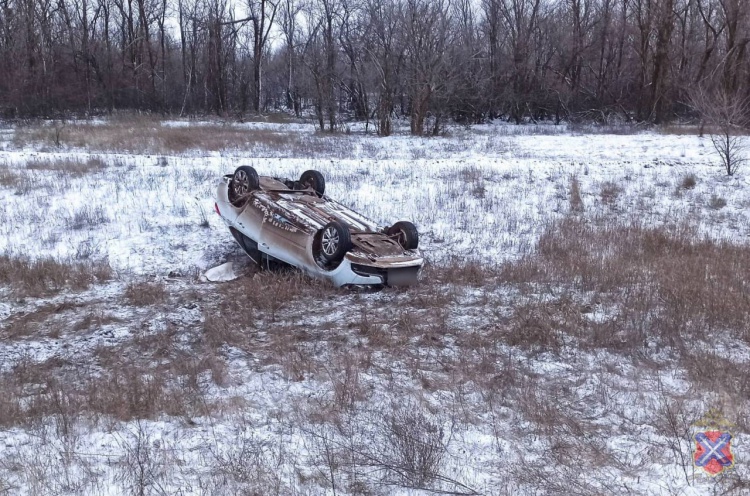 Не успели переобуться? Первый снег в регионе обернулся целым «букетом» серьезных аварий на трассах