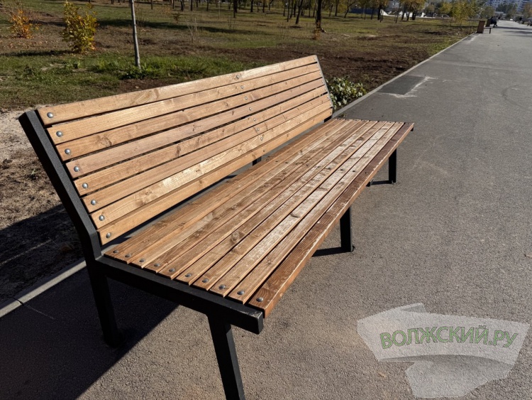 Недоступная спортплощадка и разрушенные бордюры: пустырь в парке «Волжский» преобразился за счет ФКГС