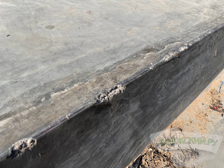 Недоступная спортплощадка и разрушенные бордюры: пустырь в парке «Волжский» преобразился за счет ФКГС