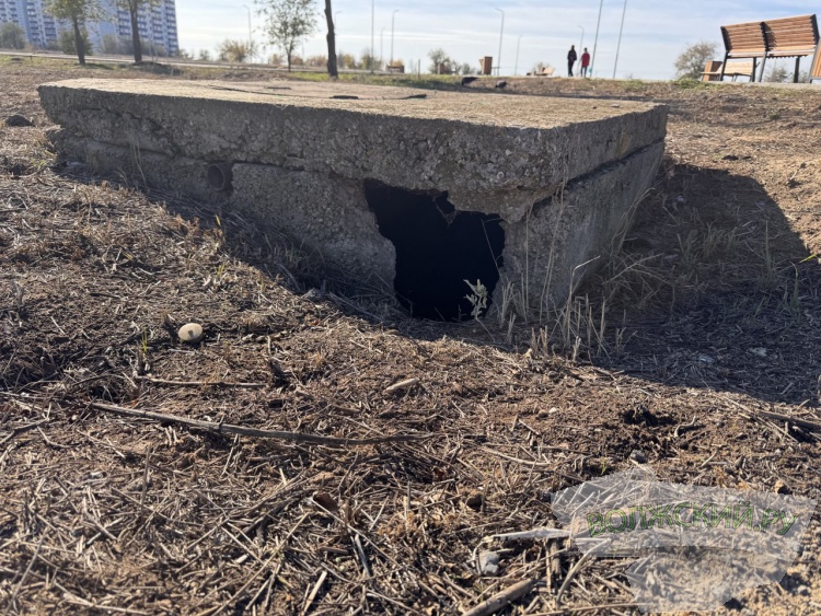 Недоступная спортплощадка и разрушенные бордюры: пустырь в парке «Волжский» преобразился за счет ФКГС