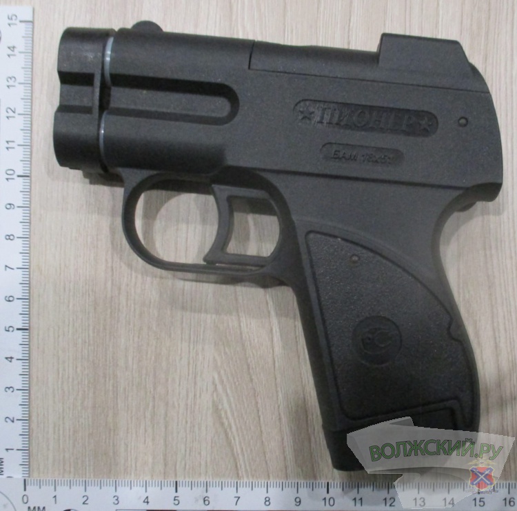 Ранее судимый волжанин с пистолетом напал на волгоградца