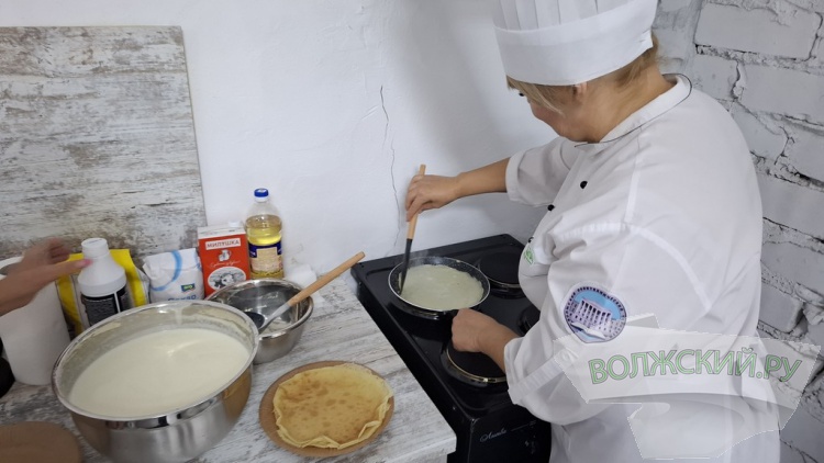 «Сохранили гаражную тематику»: в Волжском открыли новое молодежное пространство