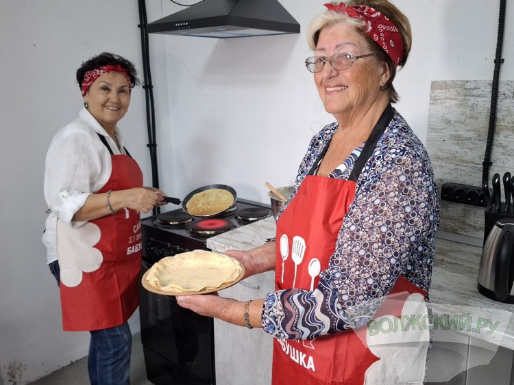 «Сохранили гаражную тематику»: в Волжском открыли новое молодежное пространство
