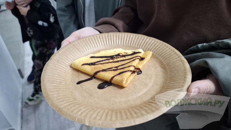 «Сохранили гаражную тематику»: в Волжском открыли новое молодежное пространство