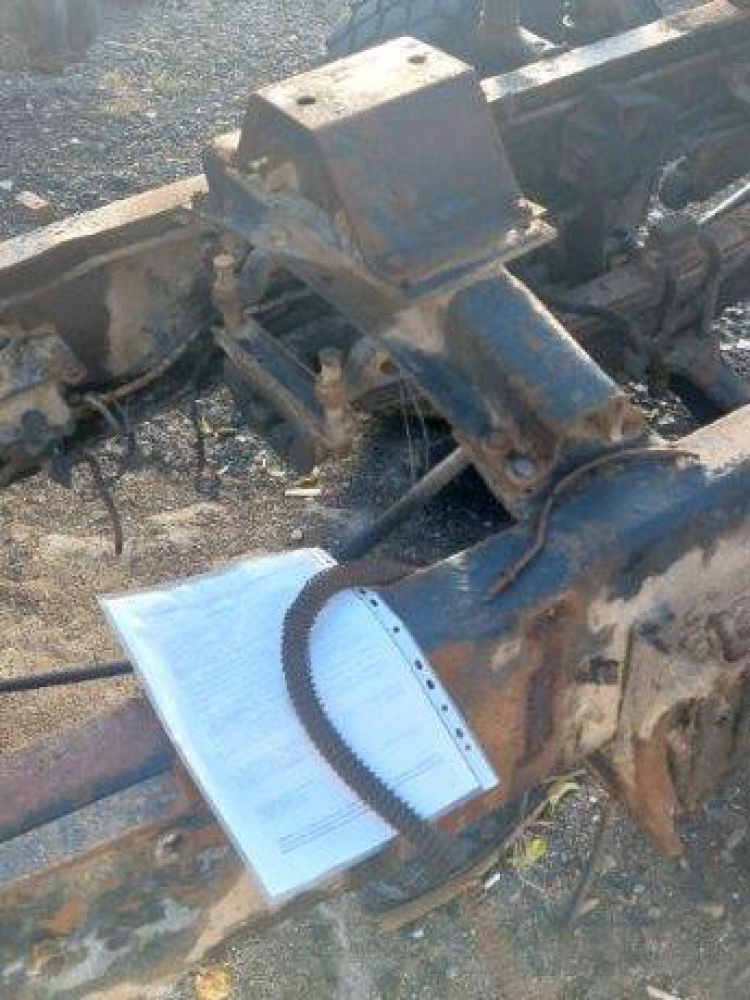 В микрорайоне Южный нашли целое «кладбище» ржавых останков автомобилей