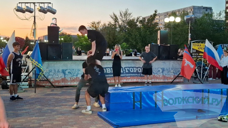 В Волжском состоялся четвертый фестиваль молодежных субкультур «Точка креатива»