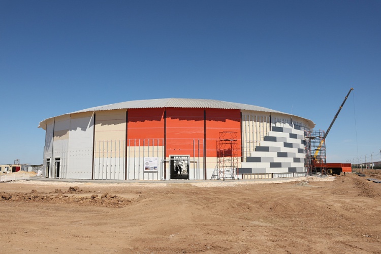 «Все по-взрослому»: на территории лагеря «Авангард» под Волжским строят бассейн и модульный центр