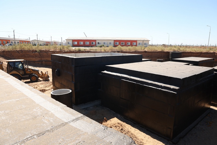 «Все по-взрослому»: на территории лагеря «Авагнард» под Волжским строят бассейн и модульный центр