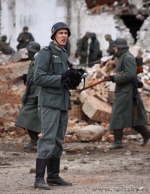 Konstantinovich: 18  2012 