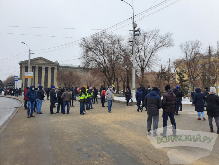 Несанкционированная протестная акция в Волгограде прошла вяло