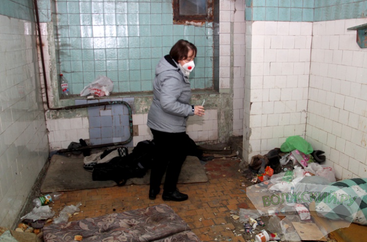 Ремонт за свой счёт ошарашил жителей общежитий в Волжском