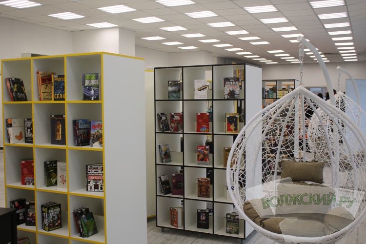 В Волжском открылась вторая модельная библиотека 