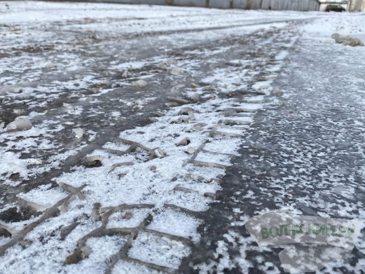 В Волжском специалисты ГО и ЧС будут бороться со снежными заносами на сухой земле 34.239.154.201 