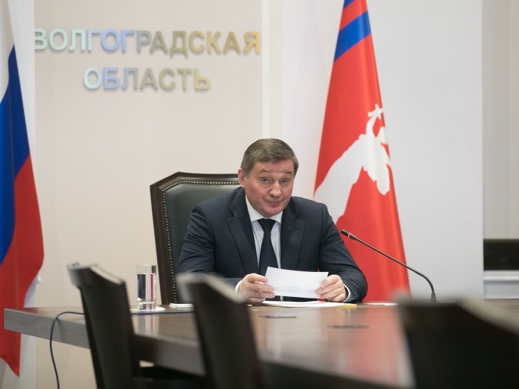 Губернатор Волгоградской области призвал чиновников активнее наводить порядок 44.211.22.31 