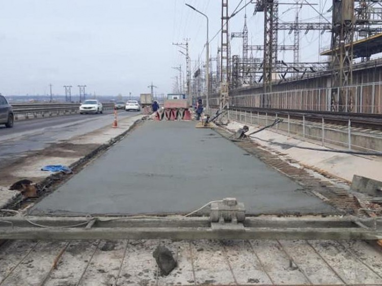 На Волжской ГЭС завершают бетонирование ремонтируемого участка 18.206.14.36 