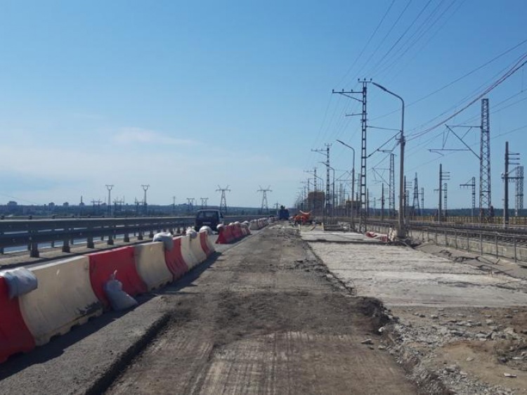 На мосту Волжской ГЭС сместили участок реверсивного движения 35.172.230.154 