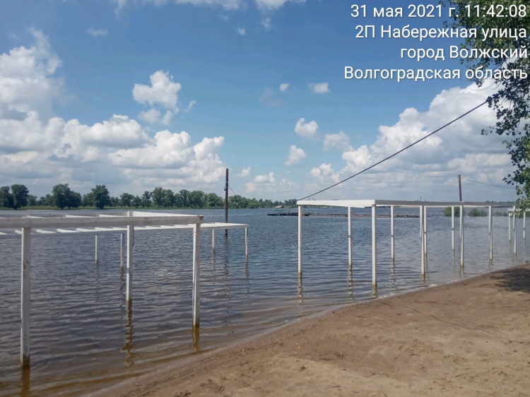 На пляже Волжского к купальному сезону отремонтировали туалеты 3.239.6.58 