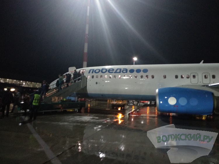 В Волгограде авиакомпанию «Победа» оштрафовали за голодных пассажиров 34.232.62.64 