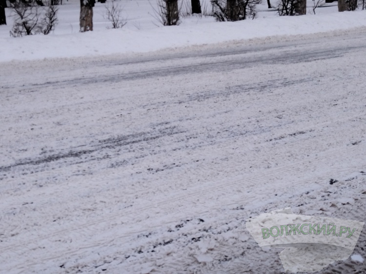 Волжских автомобилистов призывают опасаться снежных накатов на дорогах 44.201.94.236 