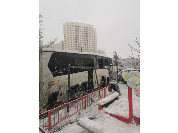 В Саратове в ДТП попал автобус из Волгоградской области: 8 человек пострадали 35.153.100.128 