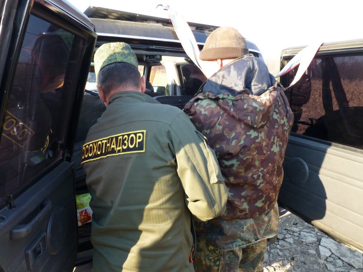 В Волгоградской области с поличным поймали браконьера с косулей 35.172.230.154 