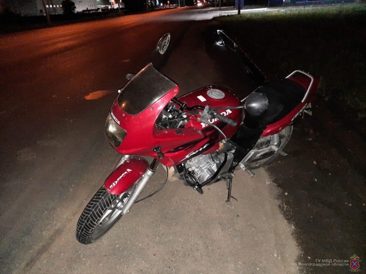 В Волжском на дороге разбился 20-летний мотоциклист 18.206.14.36 