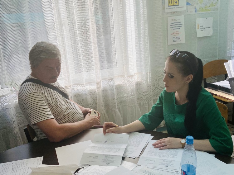 В Волжском возобновили очные консультации по вопросам ЖКХ 3.236.50.79 