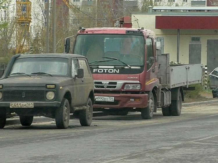 Волжанам предлагают хранить грузовики на муниципальных стоянках 3.229.124.74 