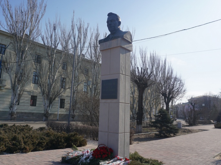 В Волжском отметили 123-ю годовщину со дня рождения Фёдора Логинова 3.239.117.1 