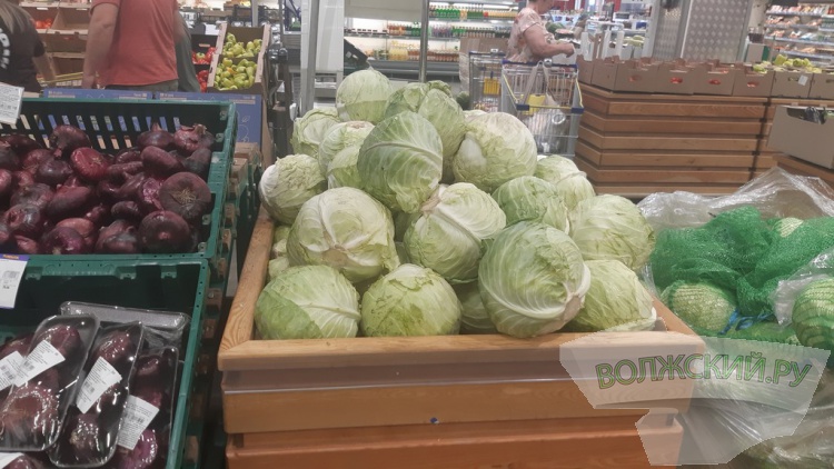 Битва за овощи: в Волжском магазины и рынки снижают цены