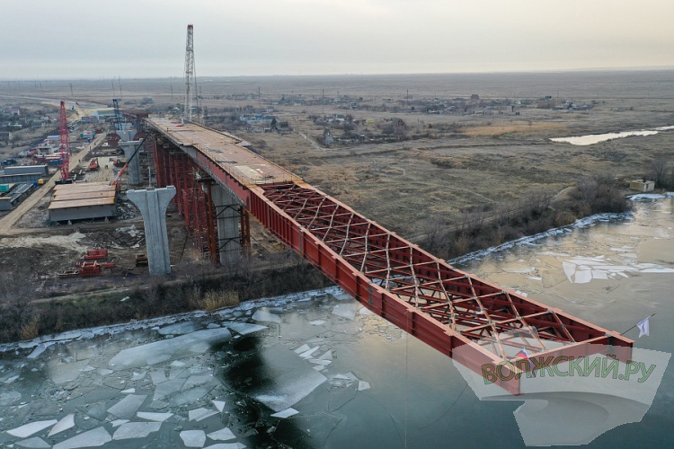 В регионе началась надвижка пролетов моста через Волго-Донской канал